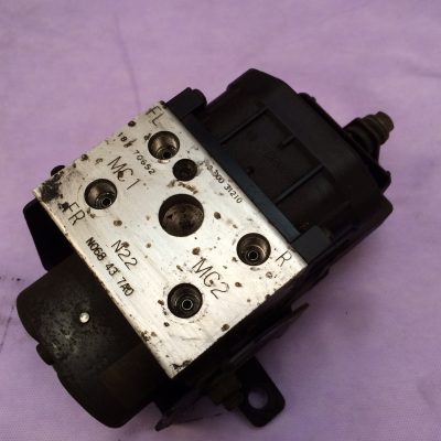ABS Pump - Mx5 Mk2.5 >08/2000 N068 43 7A0