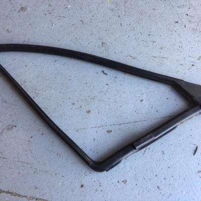 Door Quarter light glass - rubber - Mx5 Mk1 / Mk2 / Mk2.5