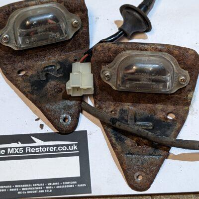 Number plate lights - Mk1 UK Rear Panel