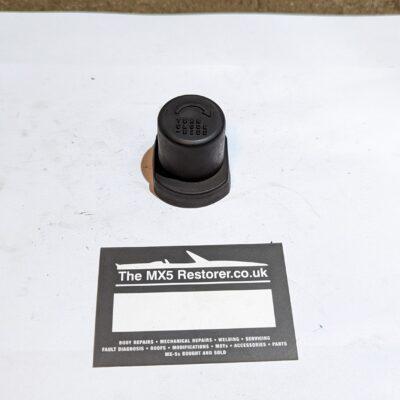 Headlight Motor Dust Cover / Cap - Mx5 Mk1