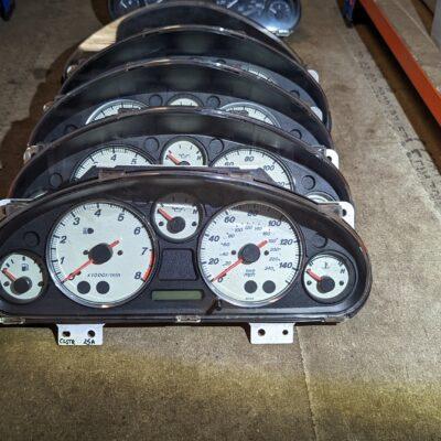 Instrument / Gauge Cluster - Mx5 Mk2.5