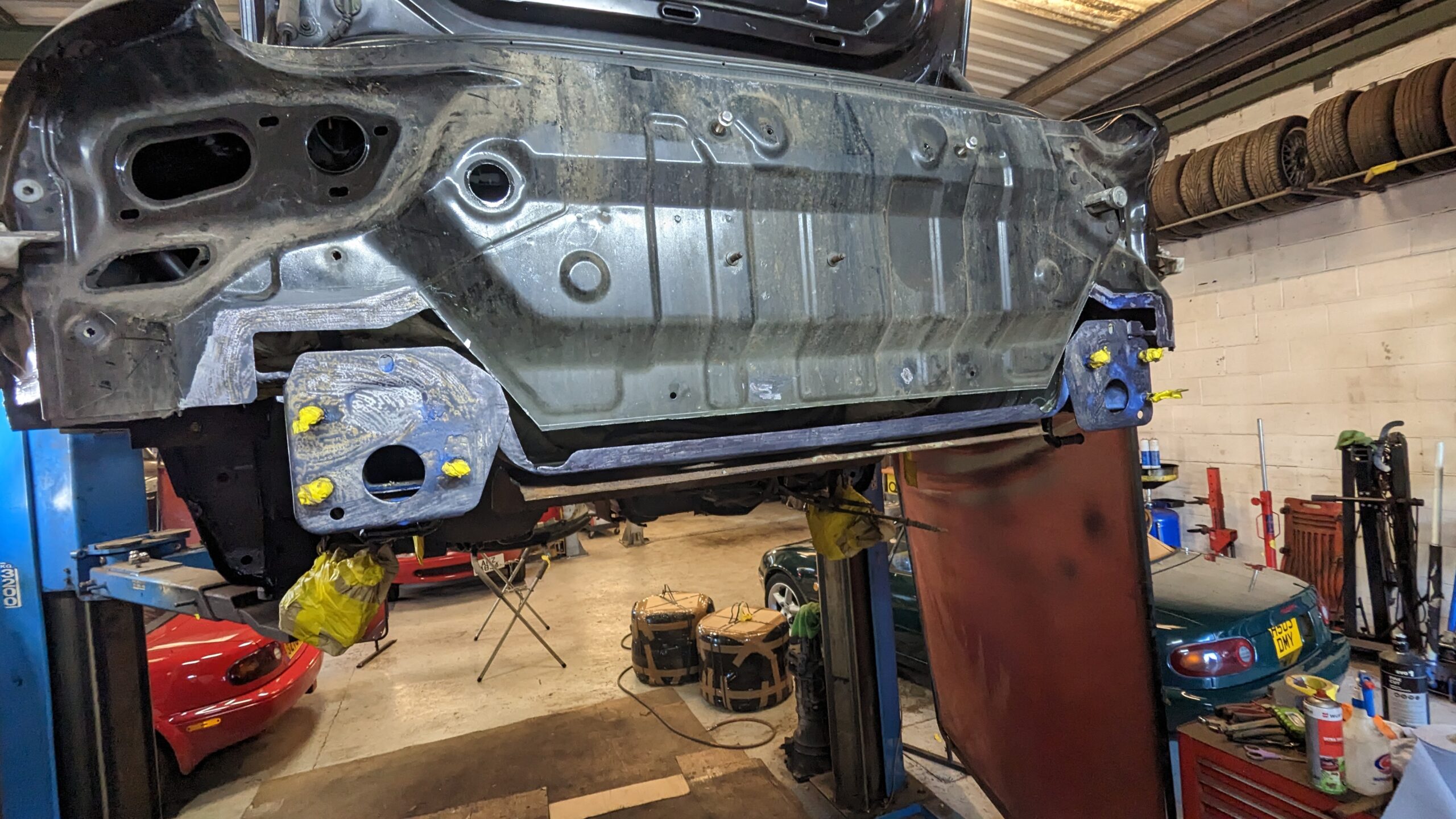 Rear valance / behind rear bumper repair panel - Mk3 - Image 5
