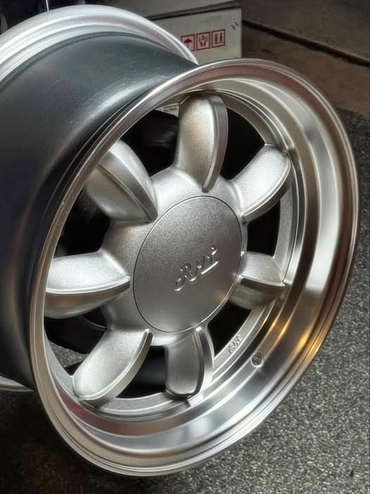 15 x 8 ET30 RML Daisy Wheels - Image 5